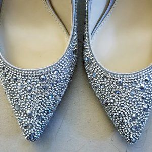 BETSEY JOHNSON AVERI PUMP